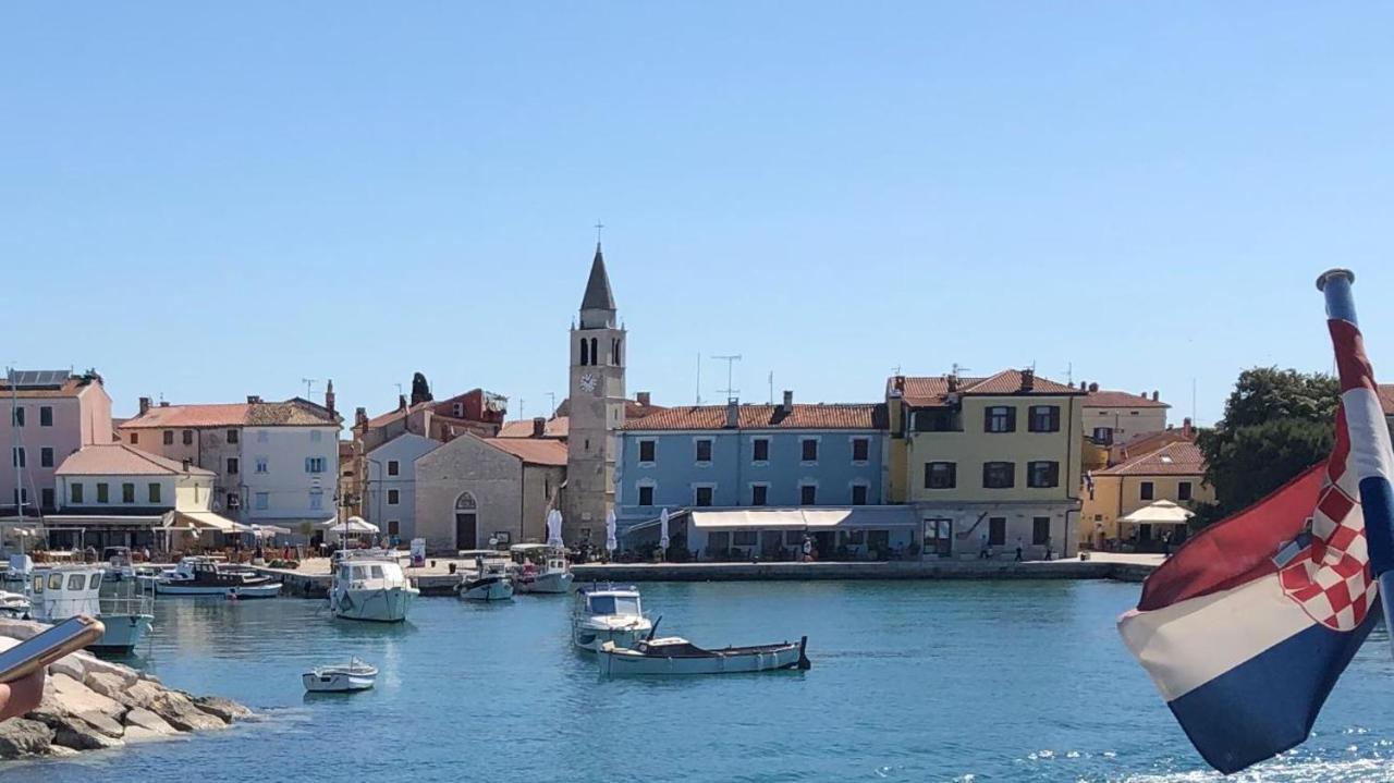 Istrian Stone House In The Heart Of The Beautiful Fishing Village Fazana - Only Few Steps From The Sea And The Wonderful Beach - Incl Plasma-Quad-Plus-Filter Against C O V I D Zewnętrze zdjęcie